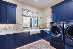 2139eTiffanyCtGilbert-Laundry