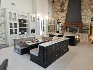 From one of our Flagstaff projects … Expansive kitchen with a custom banquet island offering comfortable diner-style seating, alongside a specially designed table tailored to fit the island. Table glides in and out thanks to its casters!

 #customtable #customcabinetry #customkitchen #banquetisland #tableonwheels