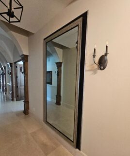 A mirror that doubles as concealed door into a hidden room π€« - custom made and installed
#passthrough #mirrormirroronthewall #mirrordoor #hiddenroom