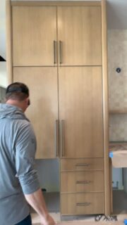 Wrapping up a big project in PV / cabinets are in! We canβt wait see the final come together on this one π
Custom everything - kitchen, island, butlers pantry, laundry, bathrooms, mud drop, casita kitchen and more.
Working with @jennfromretsy and @tinker_development
#customcabinetry #madeinaz #customkitchen
